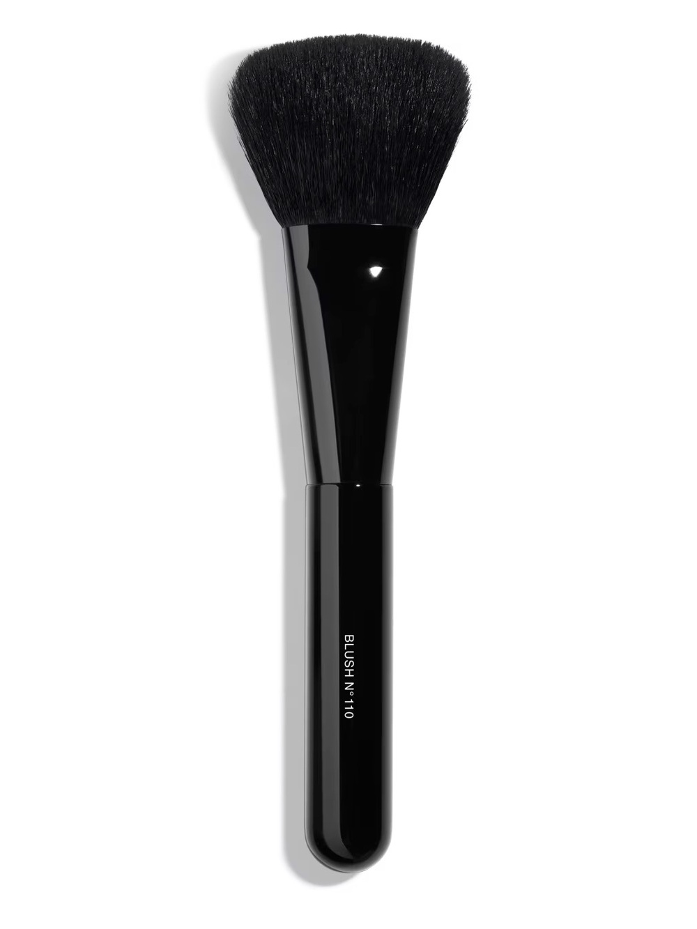 CHANEL Black Blush Brush No. 110